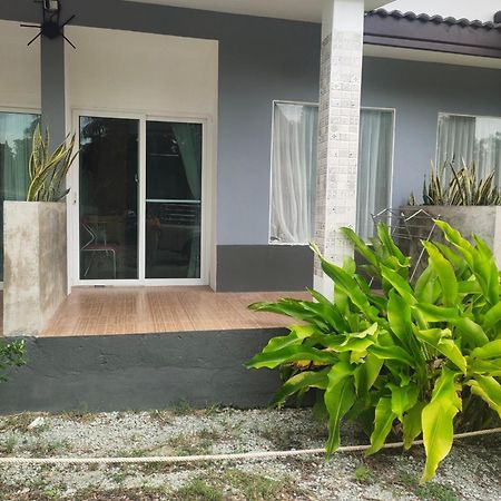 Yuwadee Resort Chalong Exterior photo