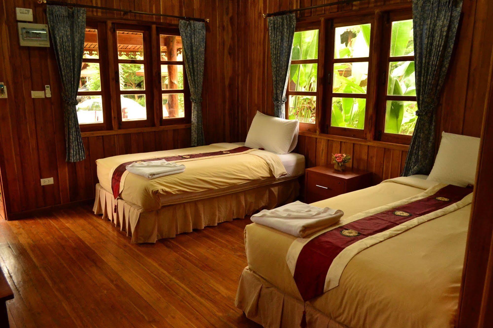 Yuwadee Resort Chalong Exterior photo